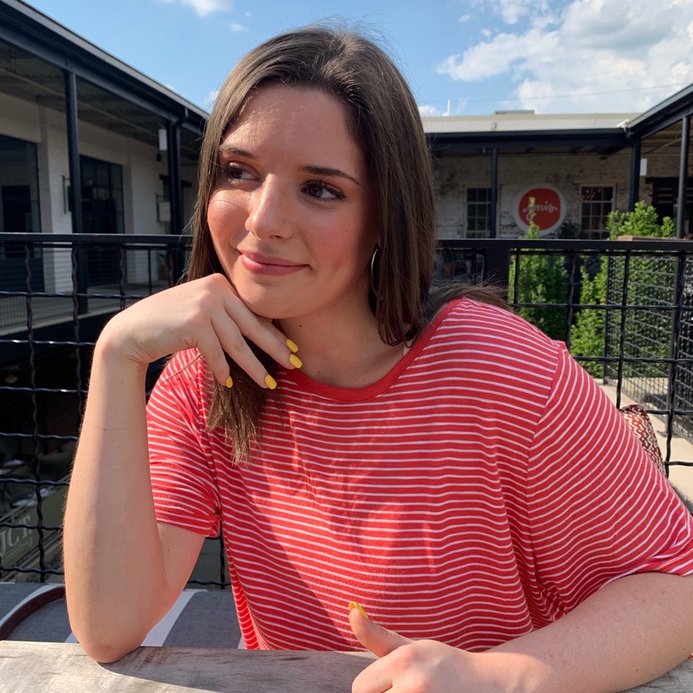 Meet your Posher, Carly